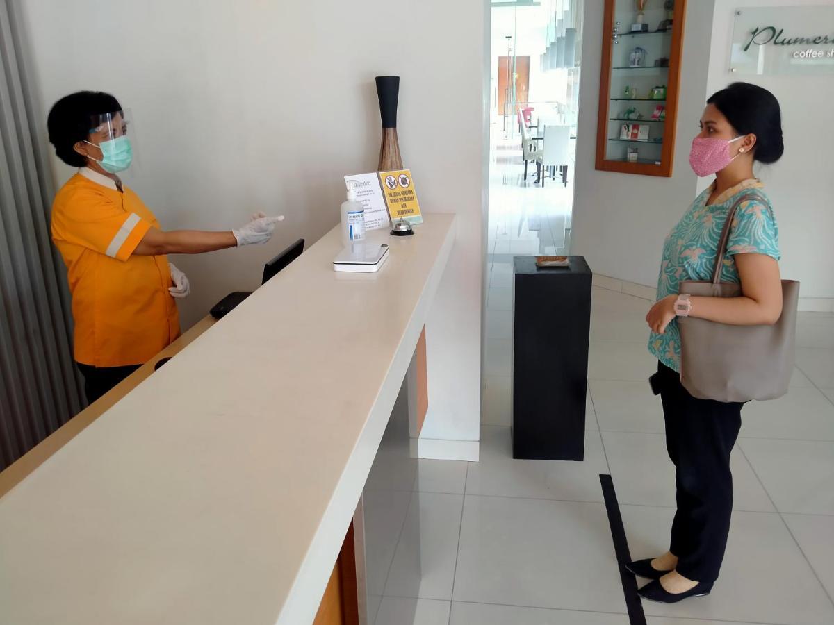 Hotel Quirin Semarang Ngoại thất bức ảnh